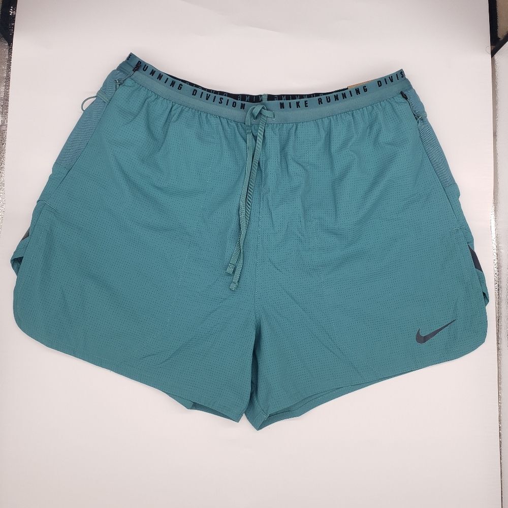 Nike Dri-FIT 4" ADV Run Division Running Gym Shorts DV9291-379 Size Medium $110